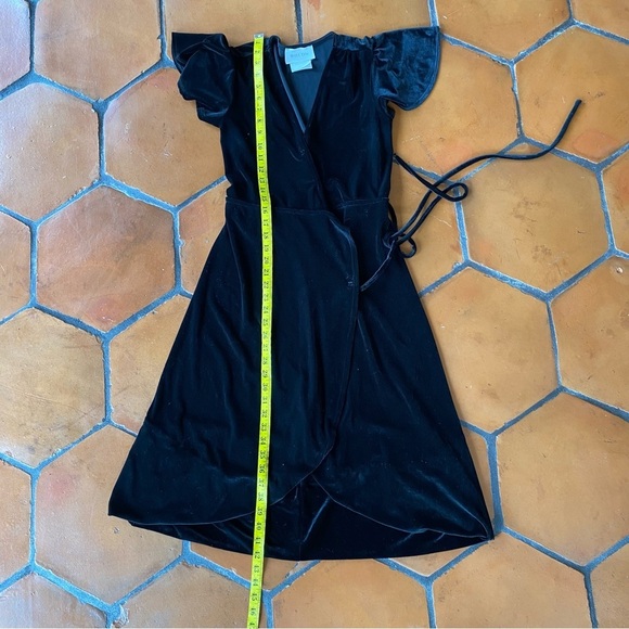 Anthropologie BHLDN Black Velvet Mini Wrap Dress Cocktail Stretch Feminine Small - Picture 7 of 8